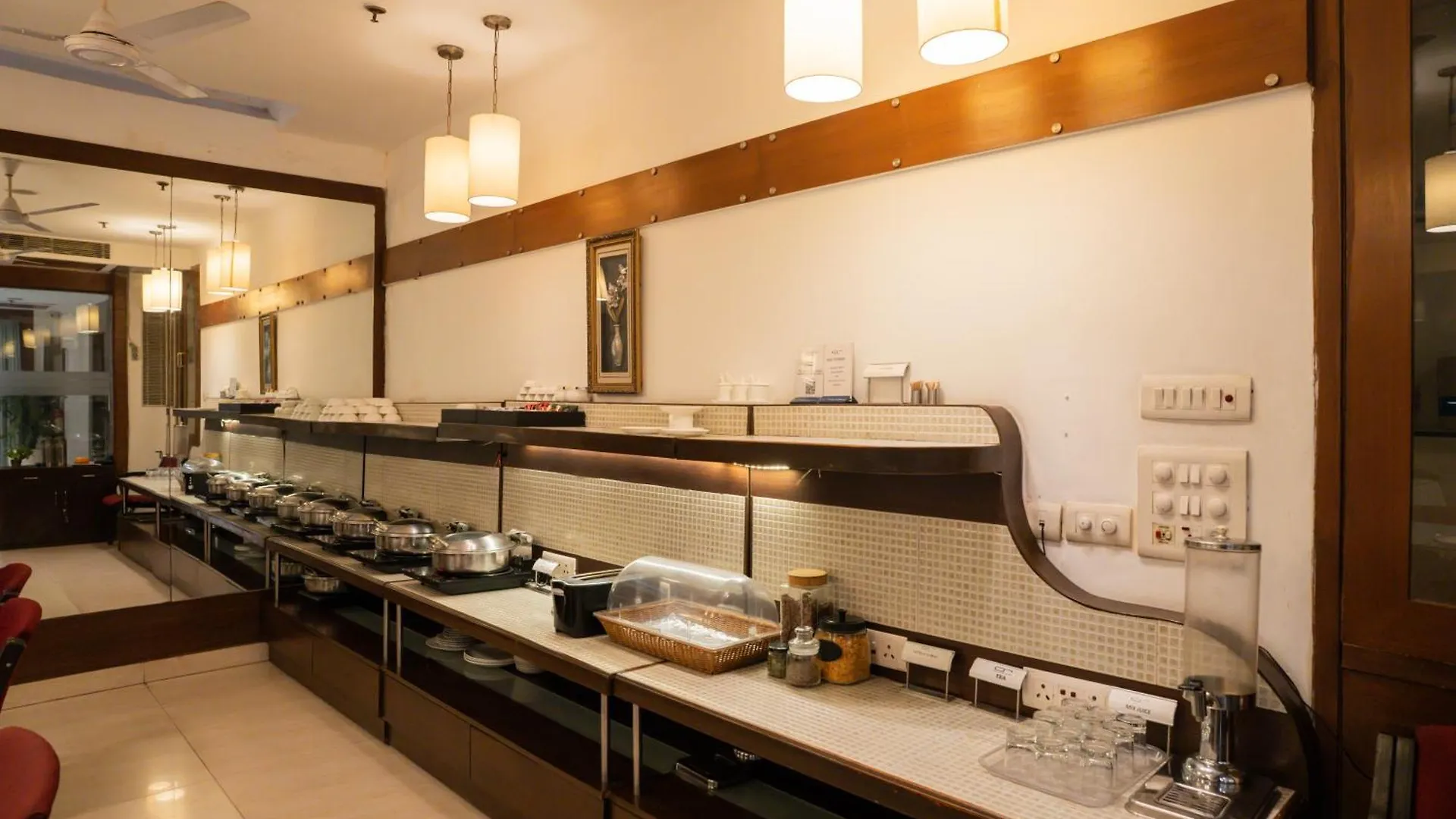 Ahuja Residency Cyber City II Gurgaon Guest house